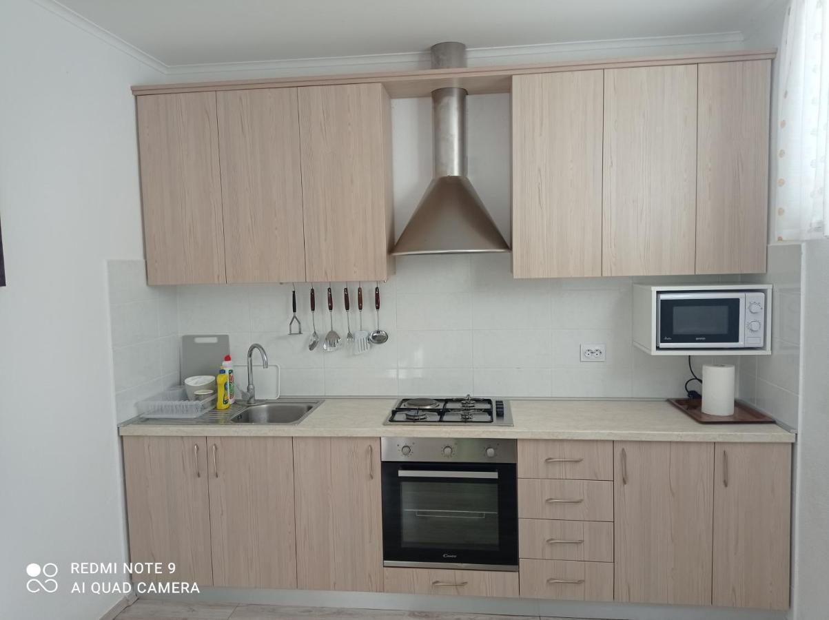 Studio Apartman Sonja Otocsán Kültér fotó